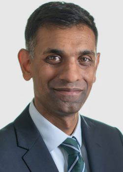 Dr Habib Naqvi Dr Habib Naqvi smiling