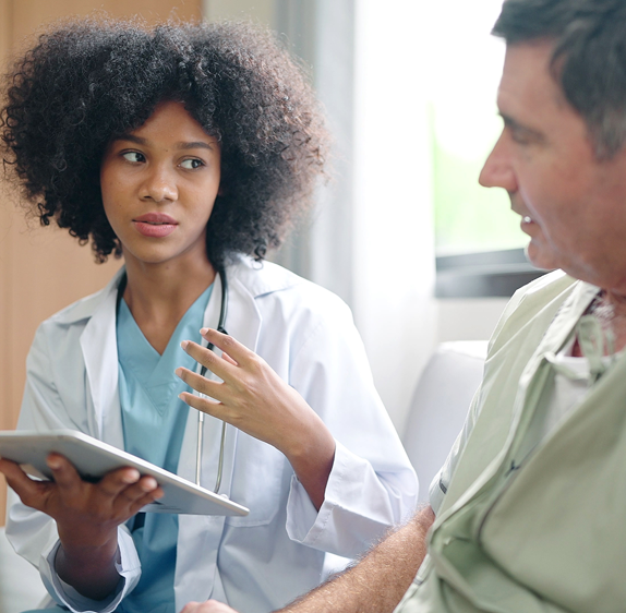 em-doctor-and-patient EM doctor with patient