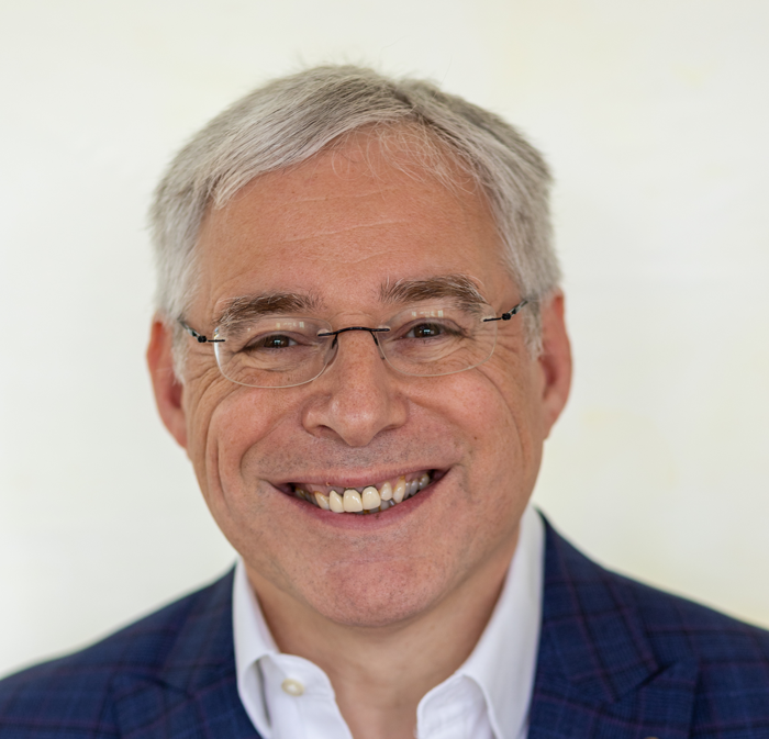 Head shot of Philip Barclay